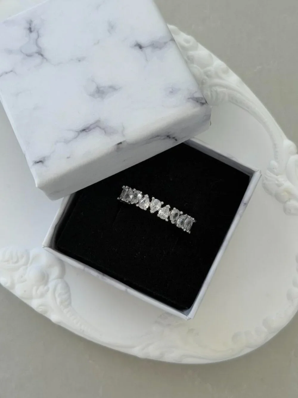 Sku0579Retro Silver White Gemstone Women Statement Ring Stainless steel+gift bag